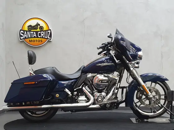 HARLEY-DAVIDSON STREET GLIDE 