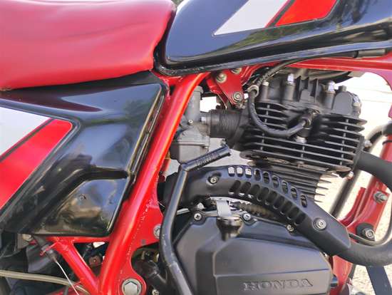 HONDA-XL 125S-1988