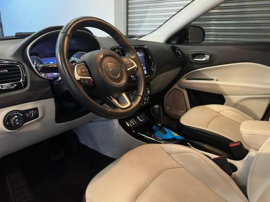 JEEP-COMPASS-2.0 16V FLEX LIMITED AUTOMÁTICO JEEP-COMPASS-2020