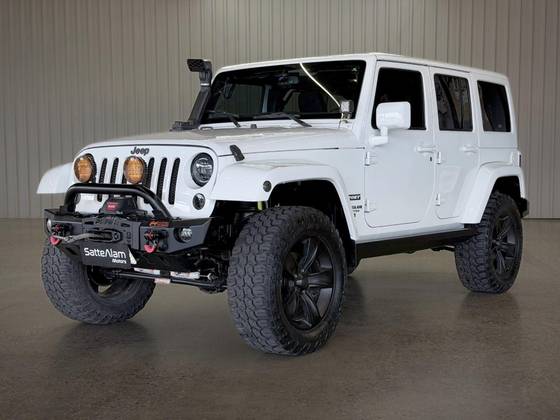 JEEP WRANGLER 3.6 UNLIMITED SPORT 4X4 V6 GASOLINA 4P AUTOMÁTICO