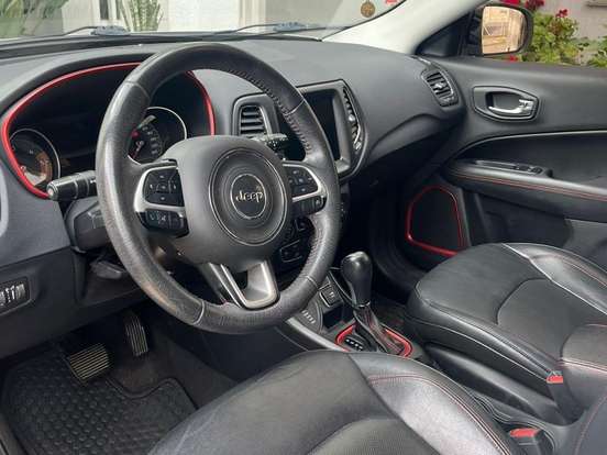 JEEP-COMPASS-2.0 16V DIESEL TRAILHAWK 4X4 AUTOMÁTICO JEEP-COMPASS-2018