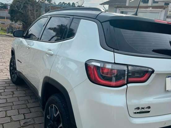 JEEP-COMPASS-2.0 16V DIESEL TRAILHAWK 4X4 AUTOMÁTICO JEEP-COMPASS-2018