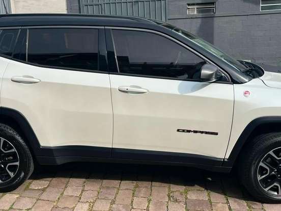 JEEP-COMPASS-2.0 16V DIESEL TRAILHAWK 4X4 AUTOMÁTICO JEEP-COMPASS-2018