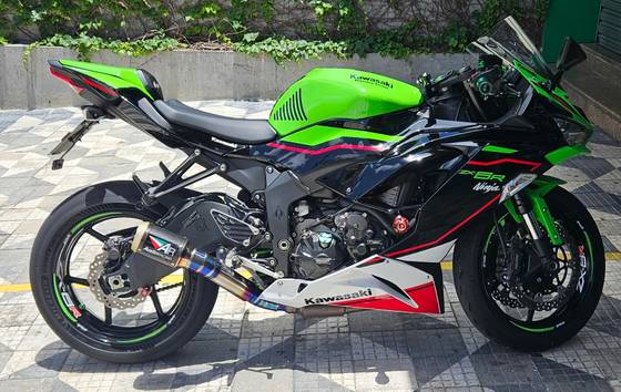 Comprar Moto Kawasaki Ninja-zx-6r-krt a partir de 2009 Usada
