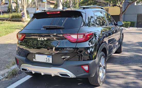 KIA-STONIC-2023