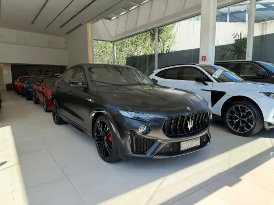 MASERATI LEVANTE 3.8 V8 TURBO GASOLINA TROFEO Q4 AUTOMÁTICO