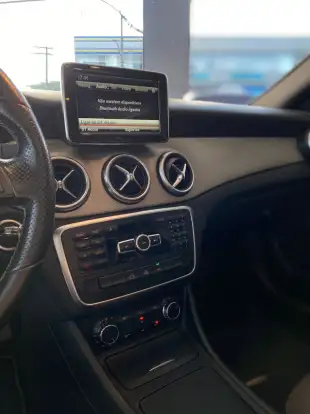 MERCEDES-BENZ-CLA 200-2014
