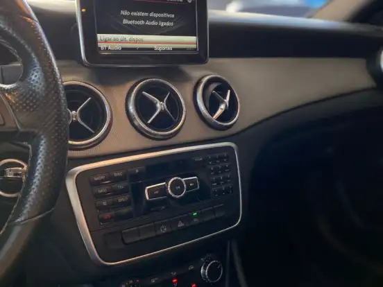 MERCEDES-BENZ-CLA 200-1.6 FIRST EDITION TURBO GASOLINA 4P AUTOMATIZADO MERCEDES-BENZ-CLA 200-2014