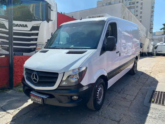 MERCEDES-BENZ SPRINTER 2.2 CDI DIESEL FURGÃO 415 MANUAL