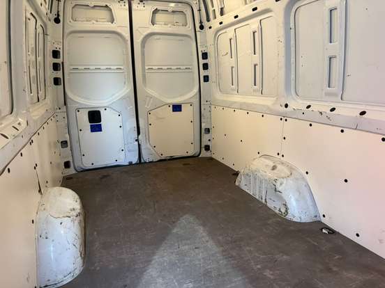 MERCEDES-BENZ-SPRINTER-2021