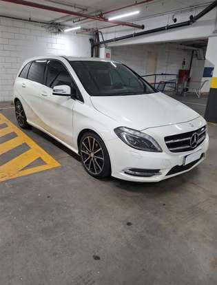 MERCEDES-BENZ-B 200-2012
