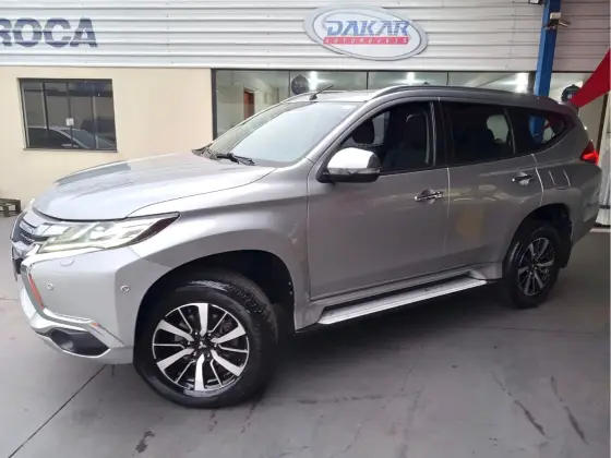 MITSUBISHI PAJERO SPORT 2.4 16V MIVEC TURBO DIESEL HPE AWD AUTOMÁTICO