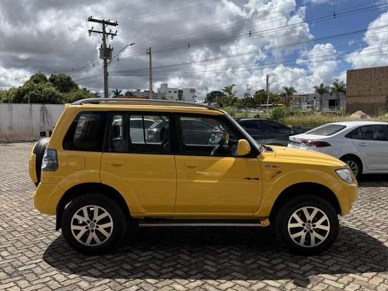 MITSUBISHI-PAJERO TR4-2.0 4X4 16V 140CV FLEX 4P AUTOMÁTICO MITSUBISHI-PAJERO TR4-2014
