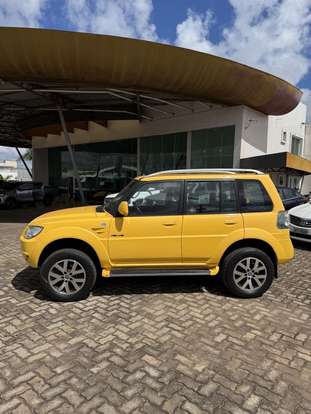 MITSUBISHI-PAJERO TR4-2.0 4X4 16V 140CV FLEX 4P AUTOMÁTICO MITSUBISHI-PAJERO TR4-2014