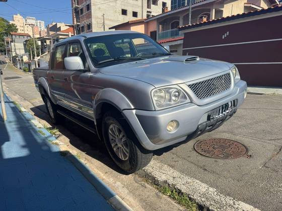 MITSUBISHI L200 2.5 GL 4X4 CD 8V TURBO DIESEL 4P MANUAL