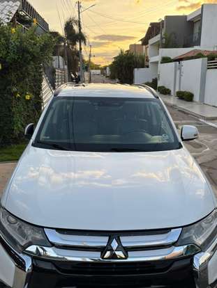 MITSUBISHI-OUTLANDER-2.0 16V GASOLINA 4P AUTOMÁTICO MITSUBISHI-OUTLANDER-2015