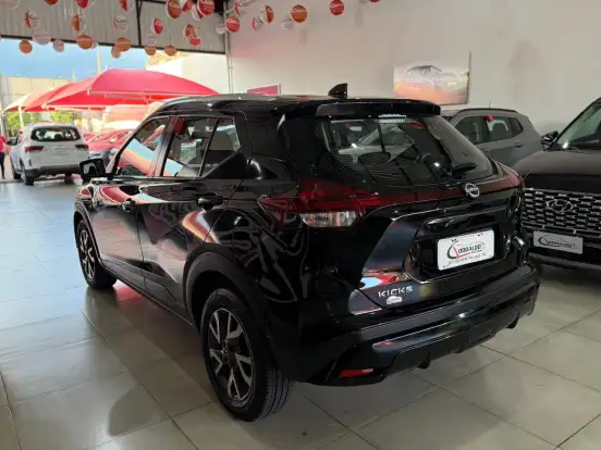 NISSAN-KICKS-2024