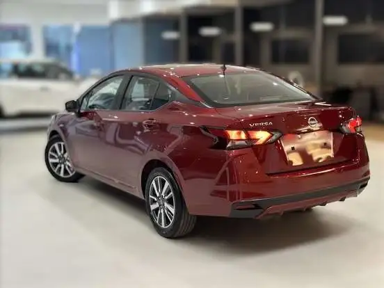 NISSAN-VERSA-2025