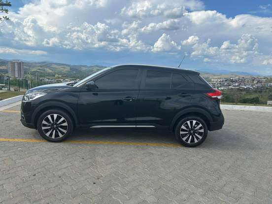 NISSAN-KICKS-1.6 16V FLEXSTART SV 4P XTRONIC NISSAN-KICKS-2017