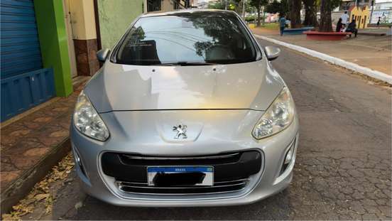 PEUGEOT-308-2012