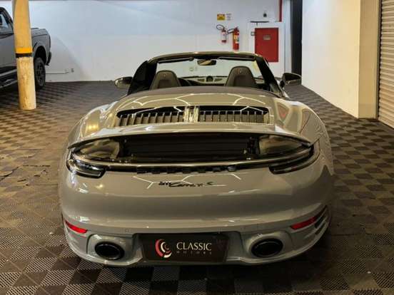 PORSCHE-911-2023