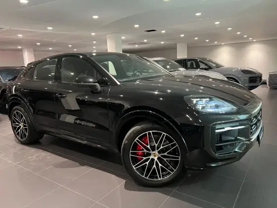 PORSCHE CAYENNE 4.0 V8 GASOLINA S COUPÉ AWD TIPTRONIC S