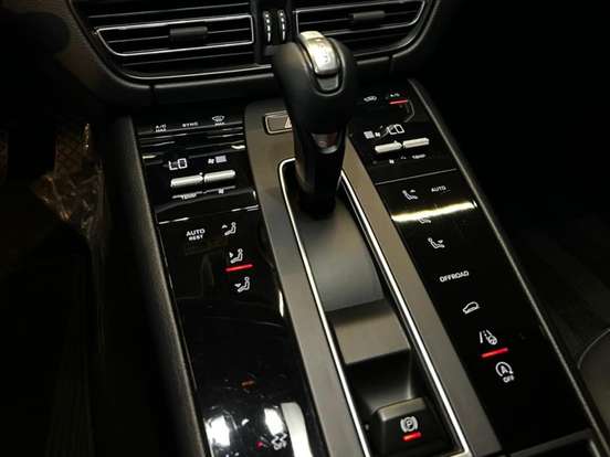 PORSCHE-MACAN-2.0 TURBO GASOLINA PDK PORSCHE-MACAN-2022