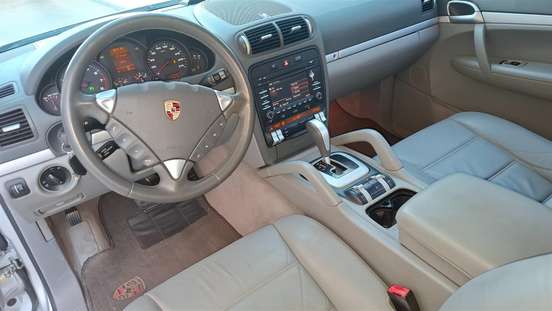 PORSCHE-CAYENNE-2008