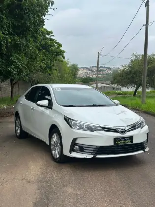 TOYOTA COROLLA 2.0 XEI 16V FLEX 4P AUTOMÁTICO