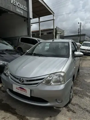 TOYOTA ETIOS 1.3 X 16V FLEX 4P MANUAL