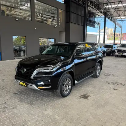 TOYOTA HILUX SW4 2.8 SRX 4X4 16V TURBO INTERCOOLER DIESEL 4P AUTOMÁTICO