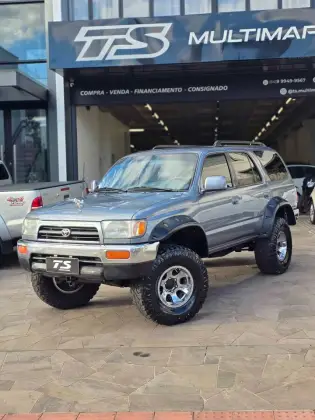 TOYOTA HILUX SW4 3.0 SRV 4X4 16V TURBO INTERCOOLER DIESEL 4P MANUAL