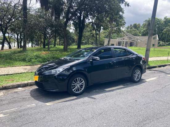 TOYOTA-COROLLA-2019