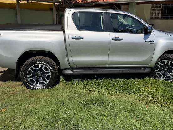 TOYOTA-HILUX-2.7 VVT-i FLEX CD SRV 4X2 AUTOMÁTICO TOYOTA-HILUX-2021