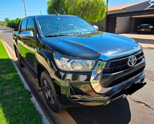 TOYOTA-HILUX-2.8 D-4D TURBO DIESEL CD SR 4X4 AUTOMÁTICO TOYOTA-HILUX-2021