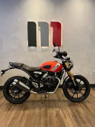 TRIUMPH SCRAMBLER 400 X 