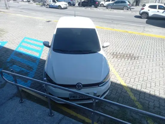 VOLKSWAGEN-FOX-1.6 MSI TOTAL FLEX CONNECT 4P MANUAL VOLKSWAGEN-FOX-2019