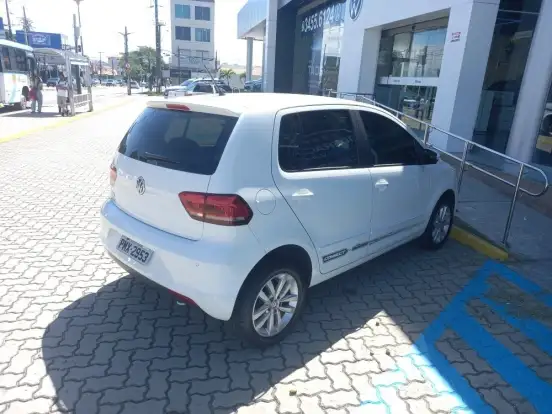 VOLKSWAGEN-FOX-1.6 MSI TOTAL FLEX CONNECT 4P MANUAL VOLKSWAGEN-FOX-2019