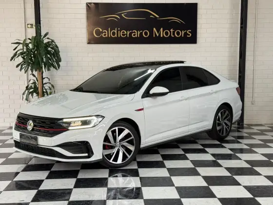 VOLKSWAGEN JETTA 2.0 350 TSI GASOLINA GLI DSG