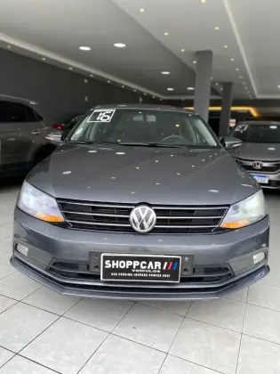 VOLKSWAGEN JETTA 2.0 TRENDLINE FLEX 4P TIPTRONIC