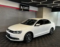 VOLKSWAGEN JETTA 2.0 COMFORTLINE FLEX 4P TIPTRONIC VOLKSWAGEN JETTA 2.0 COMFORTLINE FLEX 4P TIPTRONIC