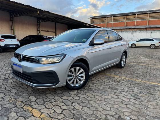 VOLKSWAGEN VIRTUS 1.0 170 TSI AUTOMÁTICO