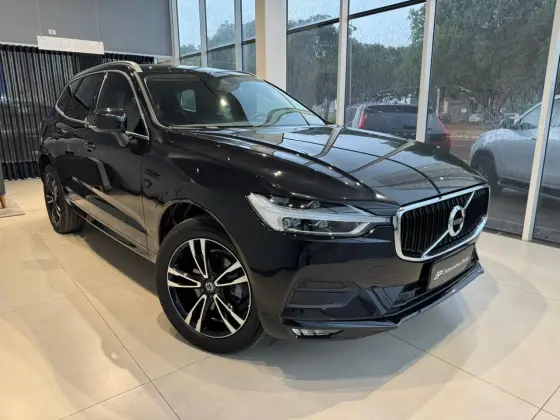 VOLVO XC60 2.0 T5 GASOLINA MOMENTUM AWD GEARTRONIC
