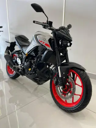 YAMAHA MT-03 ABS YAMAHA MT-03 ABS