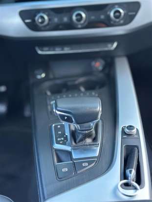 AUDI-A4-2017