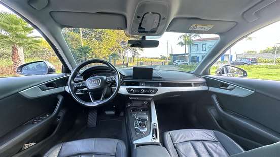 AUDI-A4-2017
