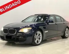 BMW 750i 4.4 M SPORT SEDAN V8 32V GASOLINA 4P AUTOMÁTICO BMW 750i 4.4 M SPORT SEDAN V8 32V GASOLINA 4P AUTOMÁTICO