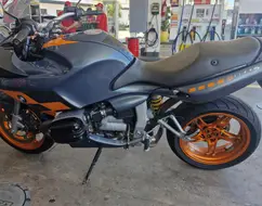 BMW R 1100 S BMW R 1100 S