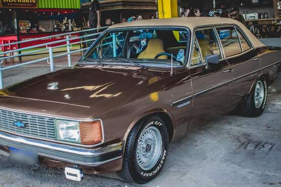 CHEVROLET-OPALA-1982
