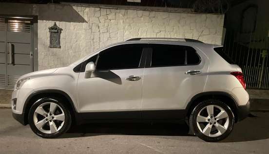 CHEVROLET-TRACKER-2014